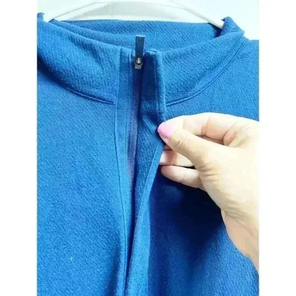 Nike Dri-Fit Standard Fit 3/4 zip Pullover - Picture 5 of 6